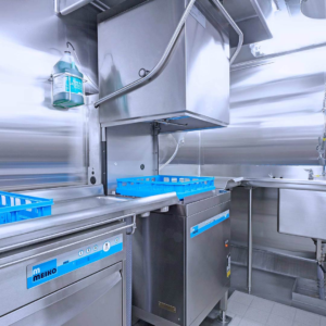 meiko dishwashers in commercial ktichen