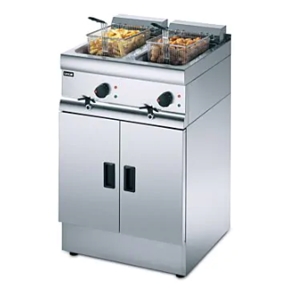 Lincat freestanding fryer with twin tanks and baskets with chips